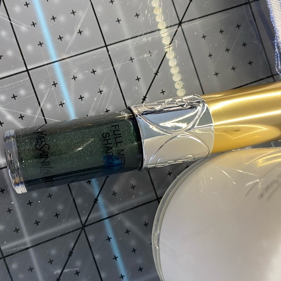 💕2 for $30 BNIB liquid shadow ysl - Picture 1 of 2